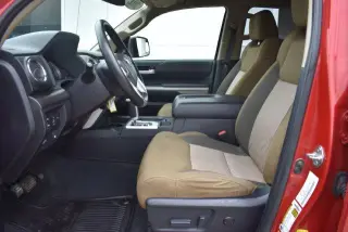 Toyota Tundra 2015 4x4 SR5 4dr CrewMax Cab Pickup SB (5.7L V8 FF FFV)