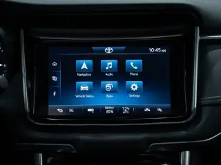 Toyota Sienna 2023 XSE 7-Pasajero 4p Mini-Furgoneta