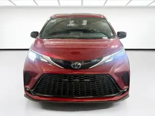 Toyota Sienna 2023 XSE 7-Pasajero 4p Mini-Furgoneta
