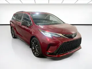 Toyota Sienna 2023 XSE 7-Pasajero 4p Mini-Furgoneta