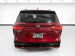 Toyota Sienna 2023 XSE 7-Pasajero 4p Mini-Furgoneta