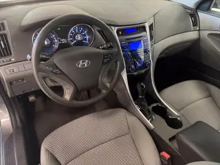 Hyundai SONATA 2012 GLS 4dr Sedan 6M