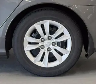 Hyundai SONATA 2012 GLS 4dr Sedan 6M