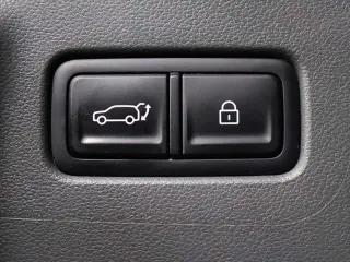 Hyundai SANTA FE 2024 TRACCIÓN EN LAS CUATRO RUEDAS SE 4p SUV