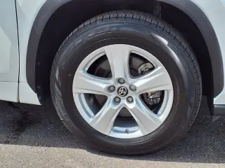 Toyota Highlander 2022 LE 4dr SUV