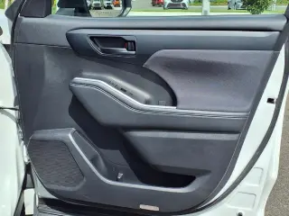 Toyota Highlander 2022 LE 4dr SUV