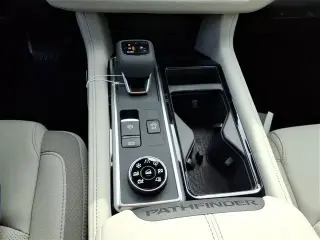 Nissan Pathfinder 2026 AWD SL 4dr SUV