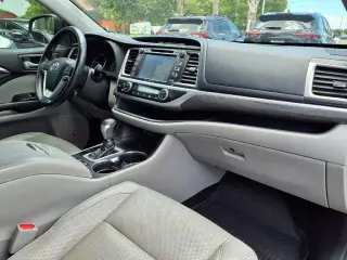 Toyota Highlander 2018 Limited 4dr SUV