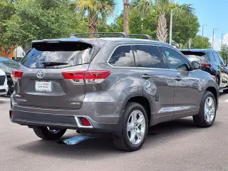 Toyota Highlander 2018 Limited 4dr SUV
