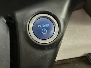 Toyota Sienna 2021 LE 8-Pasajeros 4dr Mini-Van