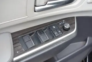 Toyota Sienna 2021 AWD Limited 7-Pasajeros 4dr Mini-Furgoneta
