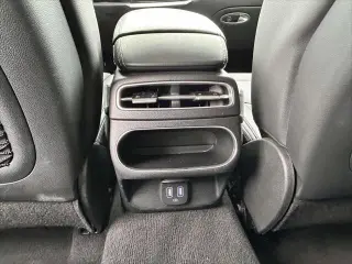 Genesis GV70 2025 AWD 2.5T Estándar 4p SUV