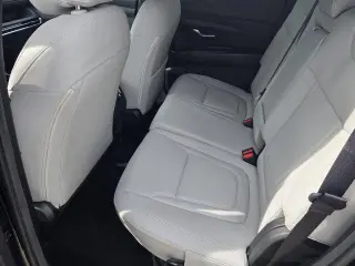 Hyundai SANTA CRUZ 2025 SEL Cabina de Tripulación 4 puertas 4.3 pies SB