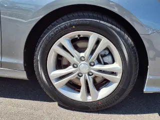 Hyundai SONATA 2018 Limited 4dr Sedan (lanzamiento medio del año)