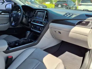 Hyundai SONATA 2018 Limited 4dr Sedan (lanzamiento medio del año)