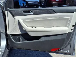 Hyundai SONATA 2018 Limited 4dr Sedan (lanzamiento medio del año)