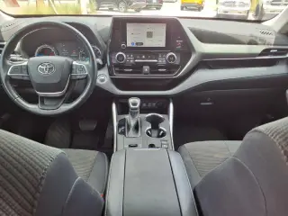Toyota Highlander Hybrid 2023 LE 4dr SUV