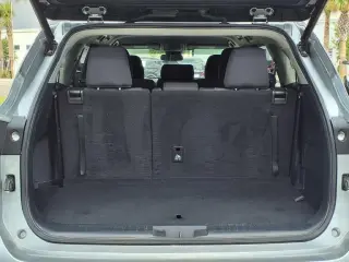 Toyota Highlander Hybrid 2023 LE 4dr SUV