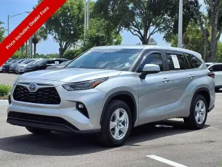 Toyota Highlander Hybrid 2023 LE 4dr SUV