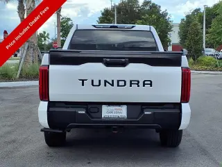 Toyota Tundra 2024 4x2 SR5 4dr CrewMax Cab Pickup SB