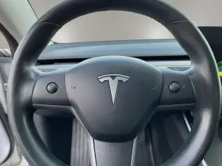 Tesla Model 3 2018 Long Range 4dr Fastback