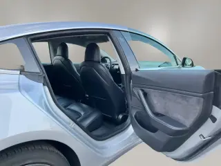 Tesla Model 3 2018 Long Range 4dr Fastback