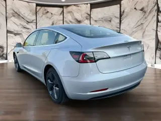Tesla Model 3 2018 Long Range 4dr Fastback