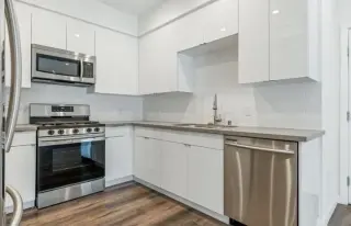 2-BED 2BATH APT IN CENTRAL LA