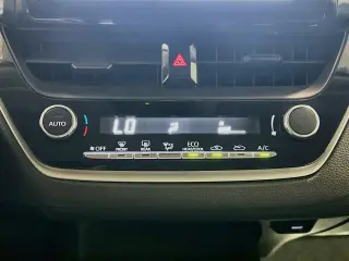 Toyota Corolla 2024 LE 4dr Sedán