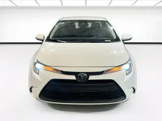 Toyota Corolla 2024 LE 4dr Sedán
