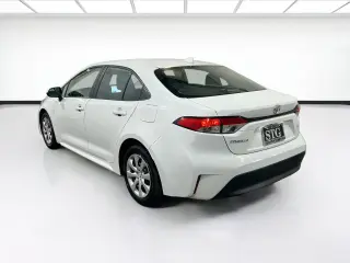Toyota Corolla 2024 LE 4dr Sedán