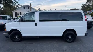 2017 Chevrolet Express LT 3500