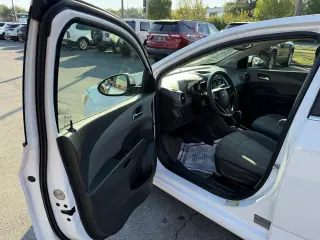 2013 Chevrolet Sonic 4dr Sdn Auto LT