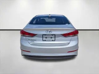 Hyundai ELANTRA 2018 SEL 4p Sedan (EE. UU.)