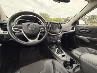 2018 Jeep Cherokee