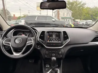 2018 Jeep Cherokee
