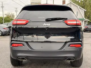 2018 Jeep Cherokee