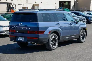 Hyundai SANTA FE 2025 SEL 4p SUV