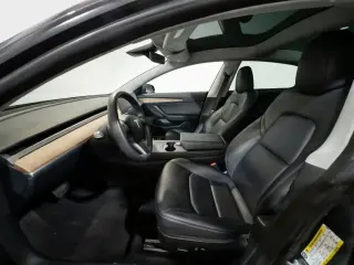Tesla Model 3 2023 4dr Sedan