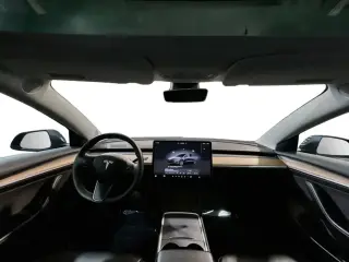 Tesla Model 3 2023 4dr Sedan