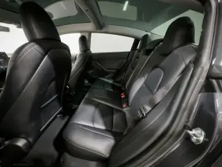 Tesla Model 3 2023 4dr Sedan