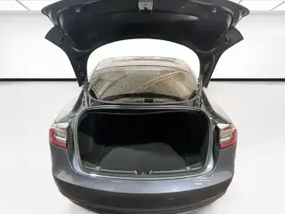 Tesla Model 3 2023 4dr Sedan