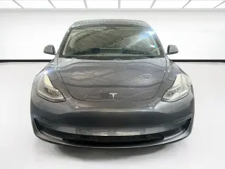 Tesla Model 3 2023 4dr Sedan
