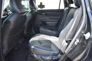 Toyota Highlander 2023 AWD XLE 4dr SUV