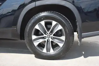 Toyota Highlander 2023 AWD XLE 4dr SUV