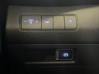 Hyundai SANTA FE 2023 tracción en todas las ruedas SE 4p Crossover