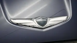 Genesis GV70 2024 AWD 2.5T Estándar 4p SUV