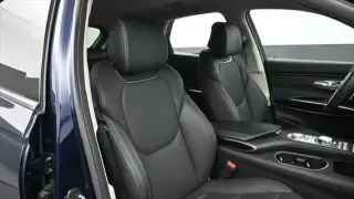 Genesis GV70 2024 AWD 2.5T Estándar 4p SUV