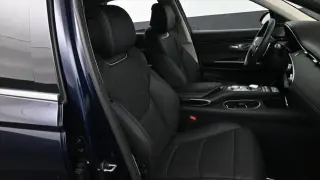 Genesis GV70 2024 AWD 2.5T Estándar 4p SUV