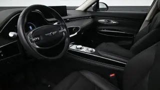 Genesis GV70 2024 AWD 2.5T Estándar 4p SUV